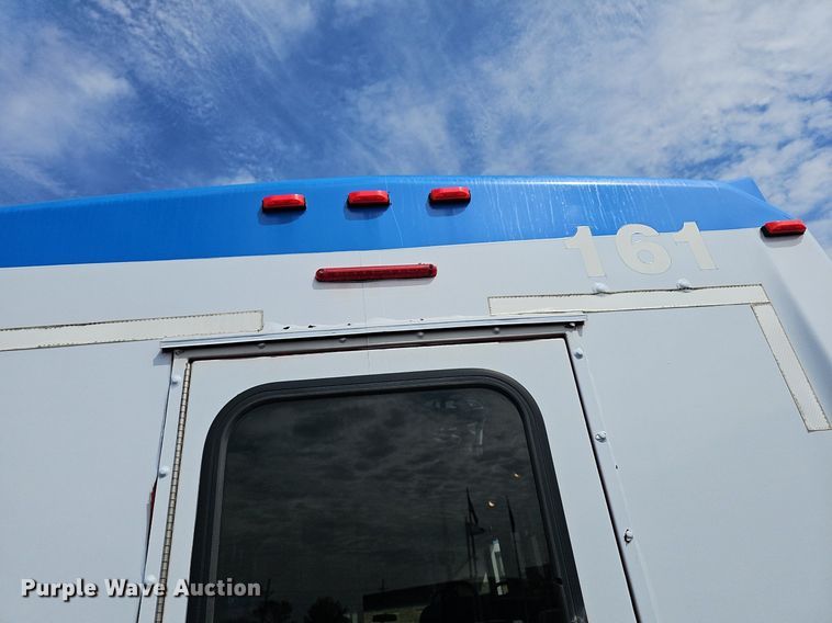 image for item DM1613 2014 Eldorado National Aerotech Ford 220 shuttle bus