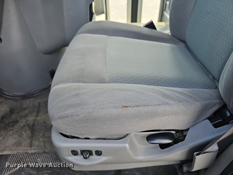 image for item DM1613 2014 Eldorado National Aerotech Ford 220 shuttle bus