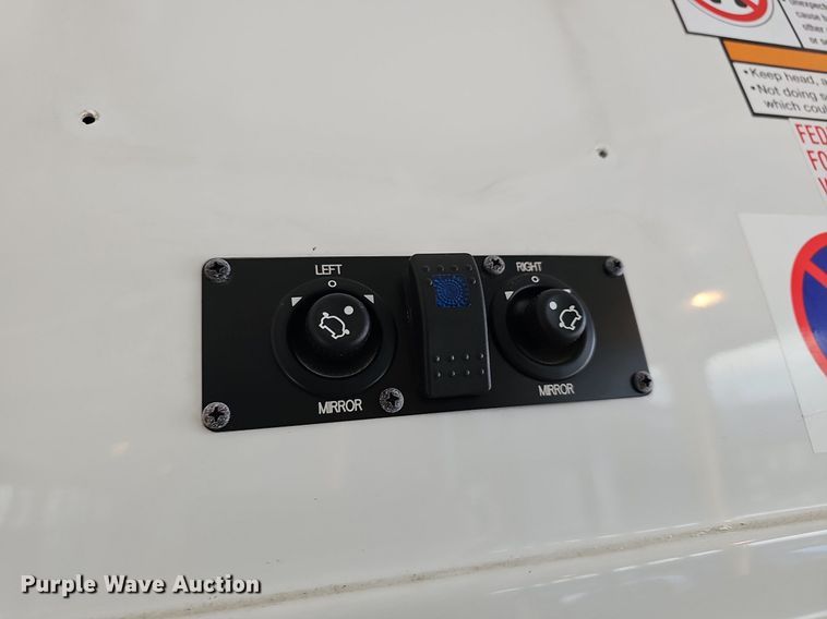 image for item DM1613 2014 Eldorado National Aerotech Ford 220 shuttle bus