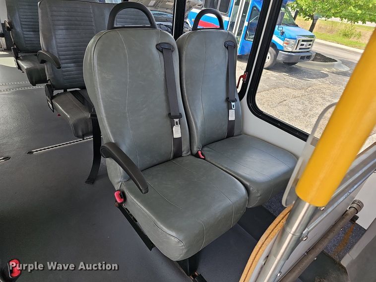 image for item DM1613 2014 Eldorado National Aerotech Ford 220 shuttle bus