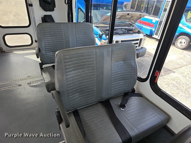 image for item DM1613 2014 Eldorado National Aerotech Ford 220 shuttle bus