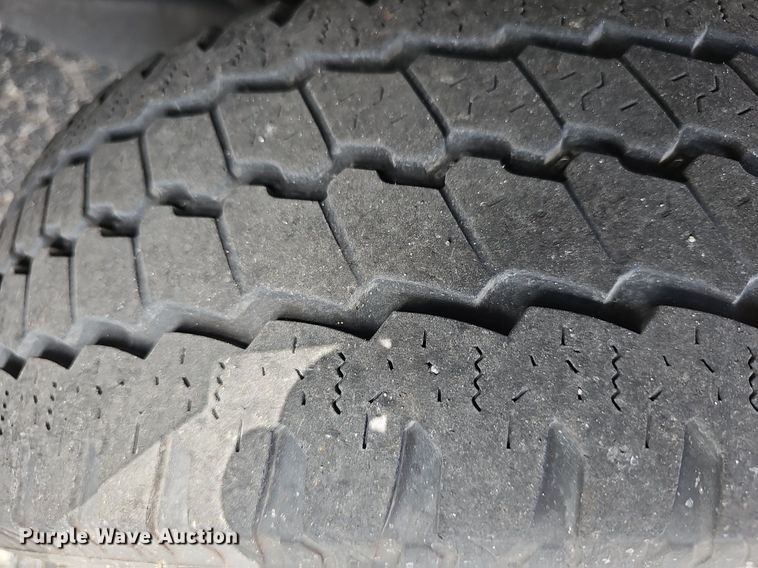 image for item DM1613 2014 Eldorado National Aerotech Ford 220 shuttle bus