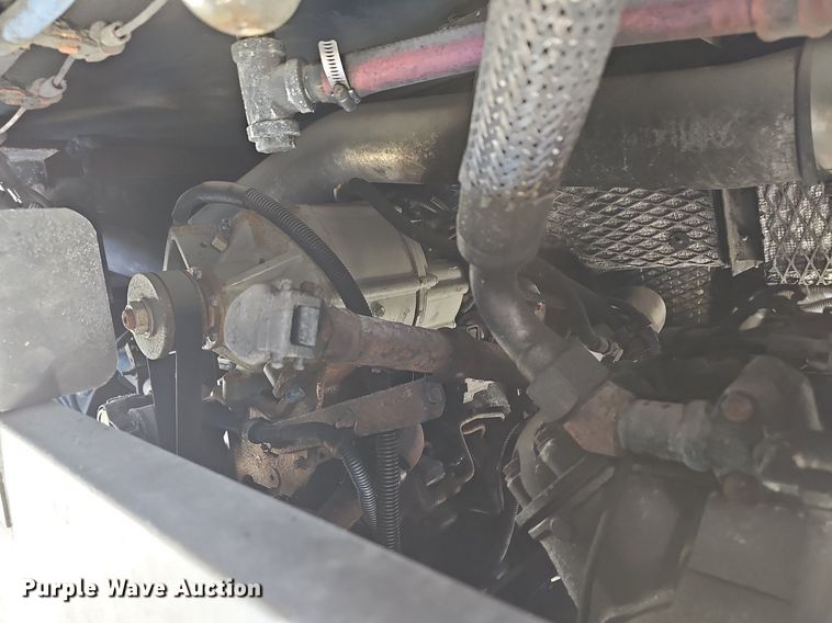 image for item DM1614 2007 Gillig  G27D102N4 transit bus