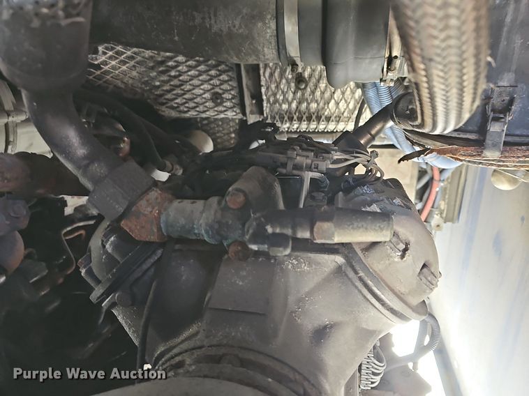 image for item DM1614 2007 Gillig  G27D102N4 transit bus