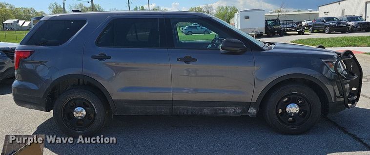 image for item DM1616 2019 Ford Explorer Police Interceptor  SUV