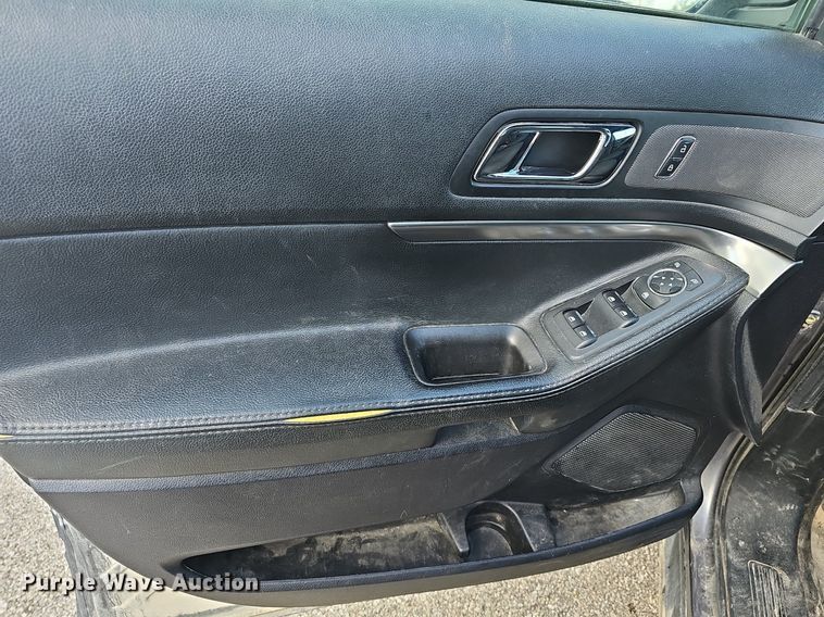 image for item DM1616 2019 Ford Explorer Police Interceptor  SUV