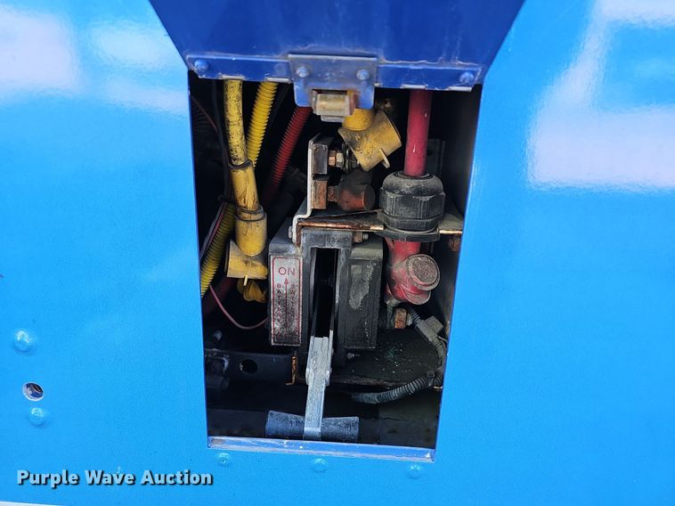 image for item DM1618 2006 Gillig  G29D102N4 transit bus