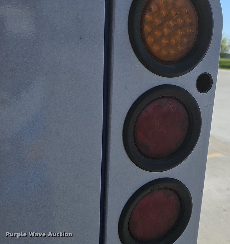 image for item DM1618 2006 Gillig  G29D102N4 transit bus