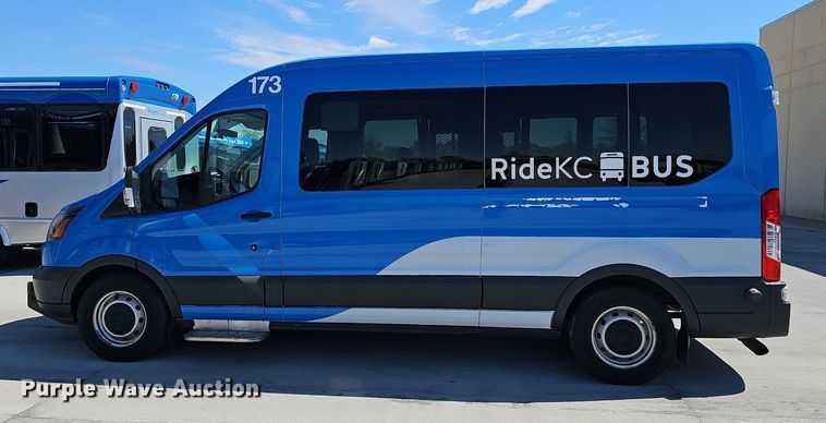 image for item DM1619 2017 Mobility Transportation X2C handicap accessible van