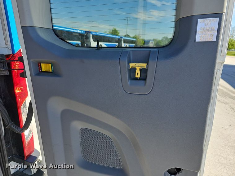 image for item DM1619 2017 Mobility Transportation X2C handicap accessible van