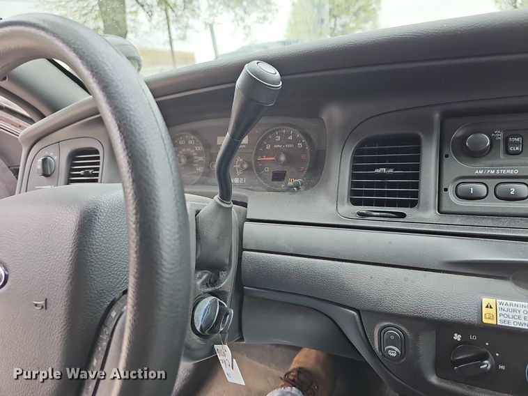 image for item DM1621 2009 Ford Crown Victoria Police Interceptor  