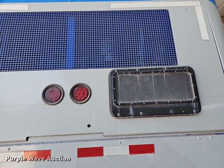 image for item DM1625 2006 Gillig  G29D102N4 transit bus