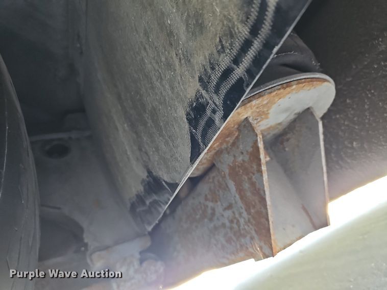 image for item DM1625 2006 Gillig  G29D102N4 transit bus