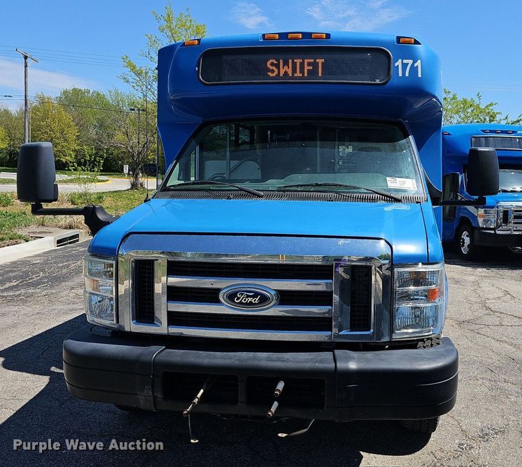 image for item DM1627 2016 Eldorado National Aerotech Ford 220 shuttle bus