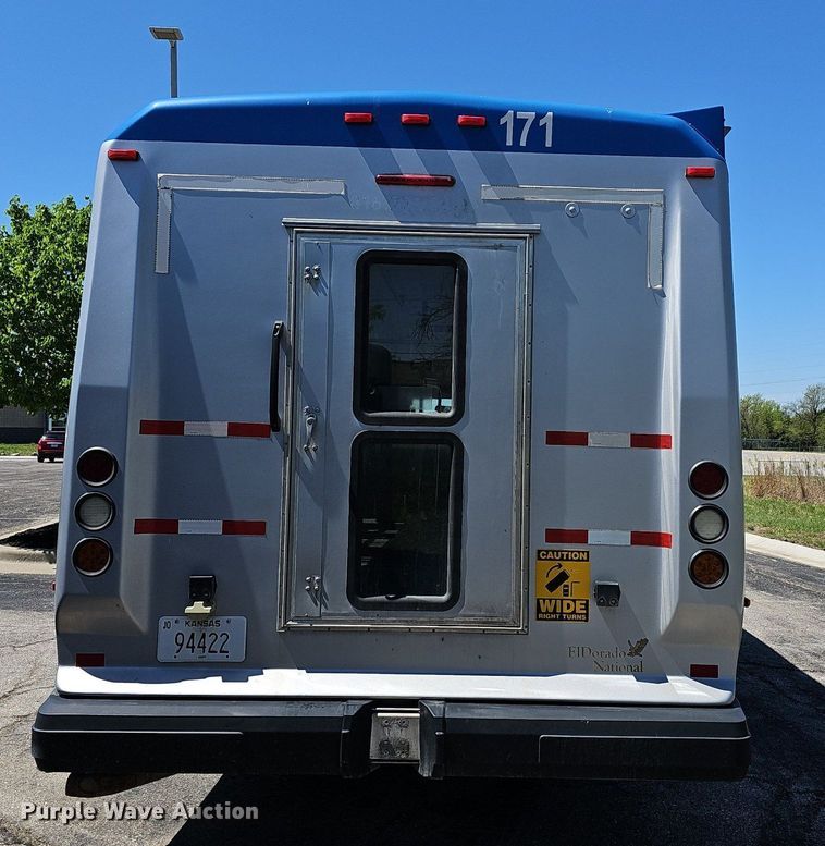 image for item DM1627 2016 Eldorado National Aerotech Ford 220 shuttle bus