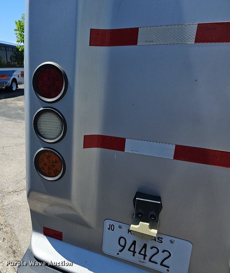 image for item DM1627 2016 Eldorado National Aerotech Ford 220 shuttle bus