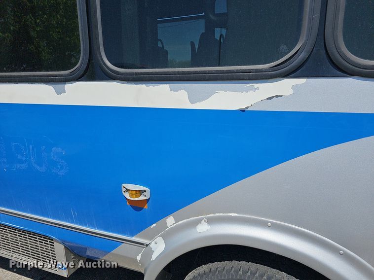 image for item DM1627 2016 Eldorado National Aerotech Ford 220 shuttle bus