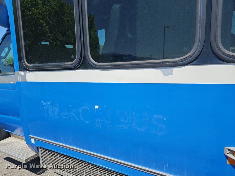 image for item DM1627 2016 Eldorado National Aerotech Ford 220 shuttle bus