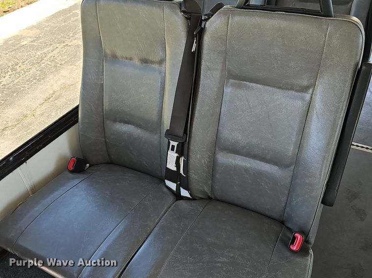 image for item DM1627 2016 Eldorado National Aerotech Ford 220 shuttle bus