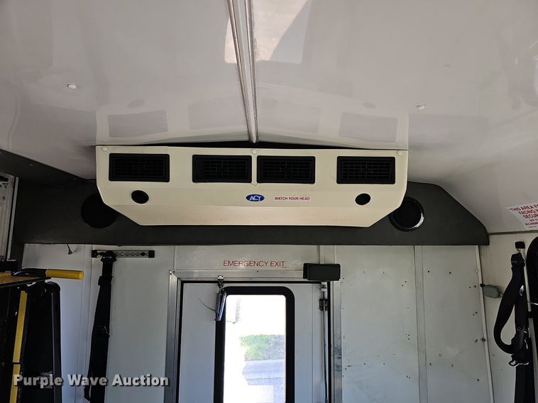 image for item DM1627 2016 Eldorado National Aerotech Ford 220 shuttle bus