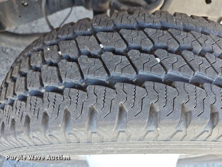 image for item DM1627 2016 Eldorado National Aerotech Ford 220 shuttle bus