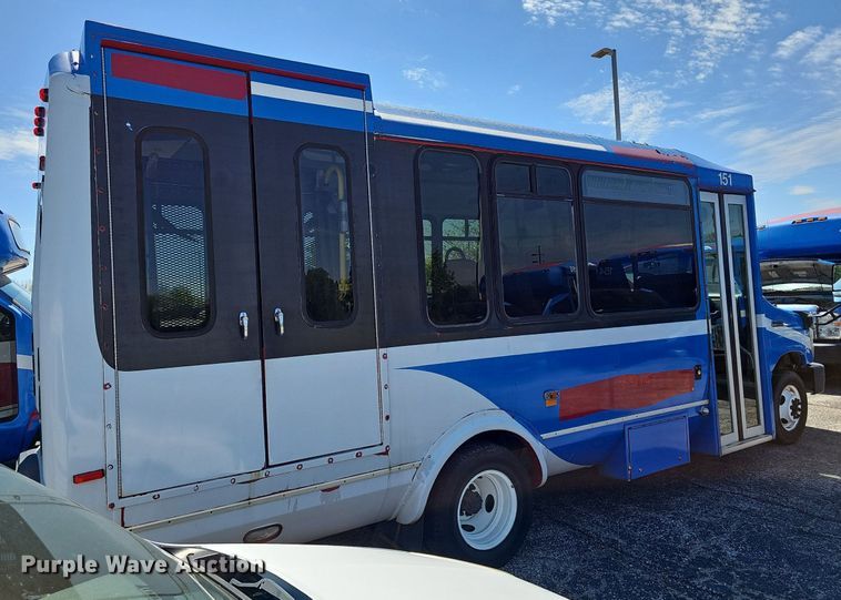 image for item DM1628 2011 Eldorado National shuttle bus