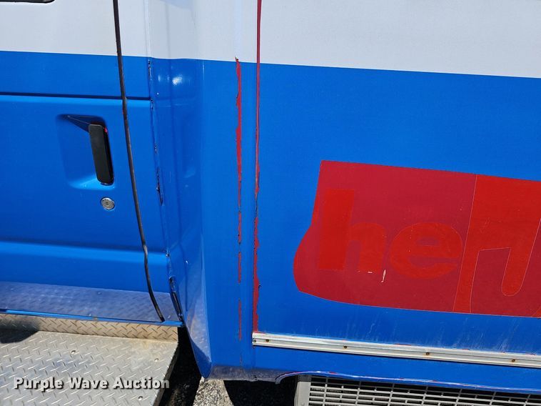 image for item DM1628 2011 Eldorado National shuttle bus