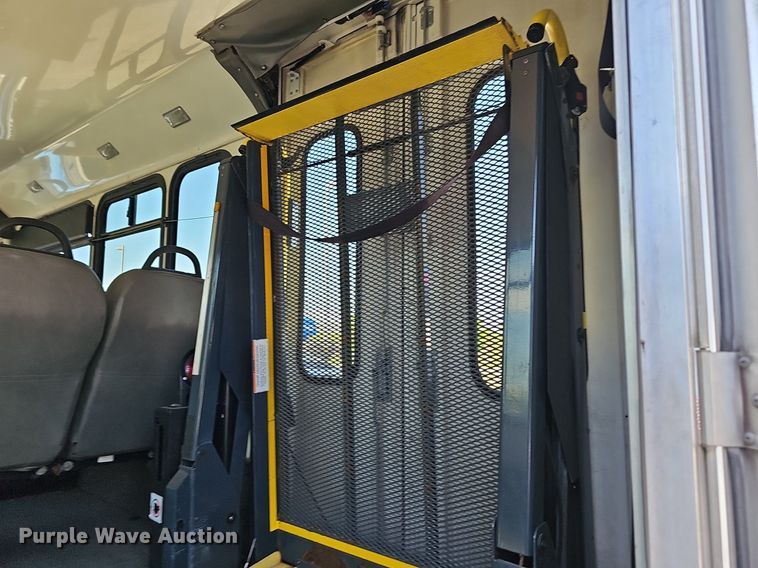 image for item DM1628 2011 Eldorado National shuttle bus