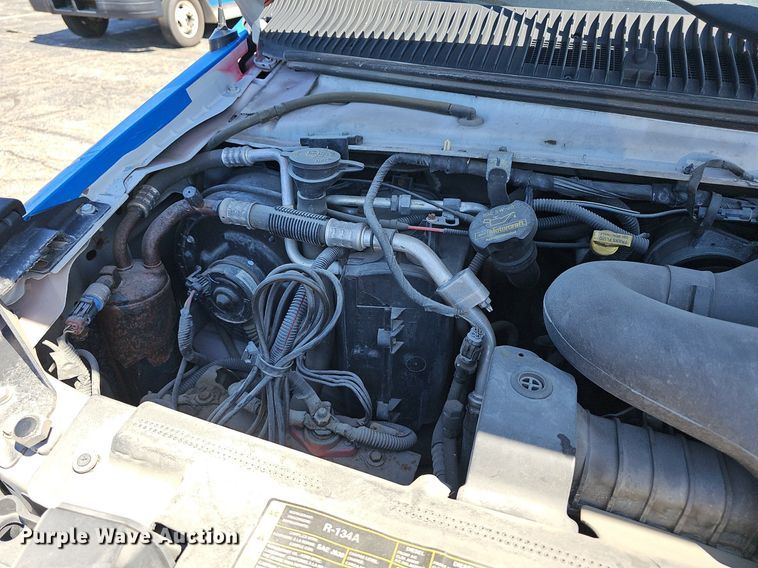 image for item DM1628 2011 Eldorado National shuttle bus