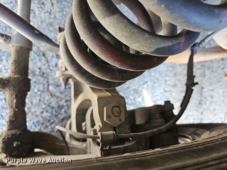 image for item DM1628 2011 Eldorado National shuttle bus