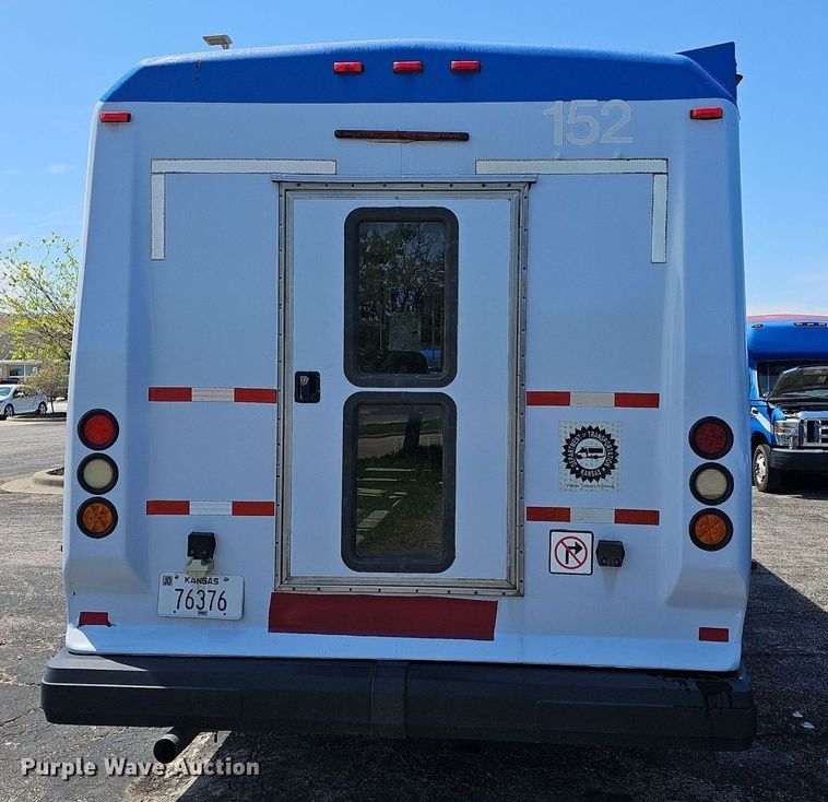 image for item DM1629 2011 Eldorado National shuttle bus