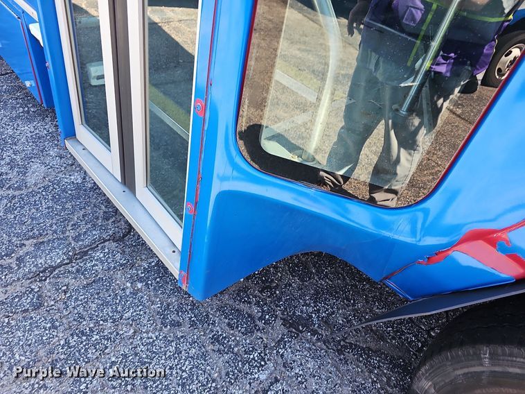 image for item DM1629 2011 Eldorado National shuttle bus