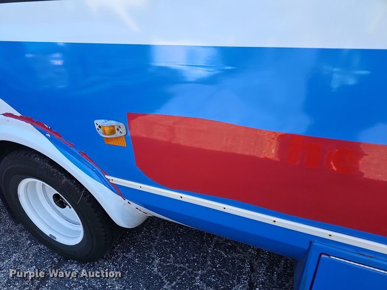 image for item DM1629 2011 Eldorado National shuttle bus