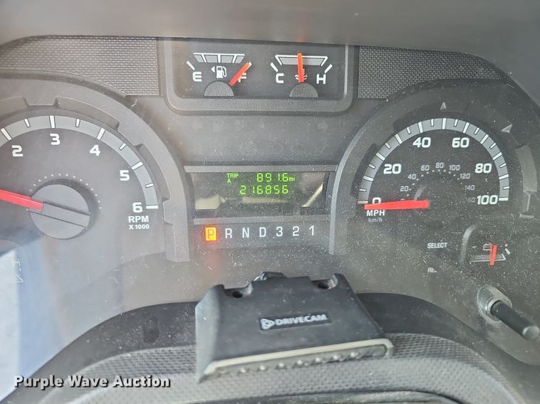 image for item DM1629 2011 Eldorado National shuttle bus