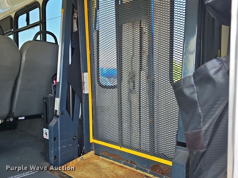 image for item DM1629 2011 Eldorado National shuttle bus