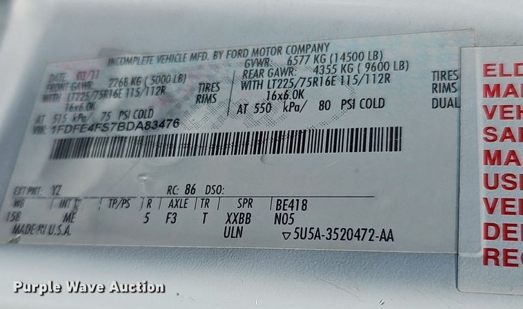 image for item DM1629 2011 Eldorado National shuttle bus