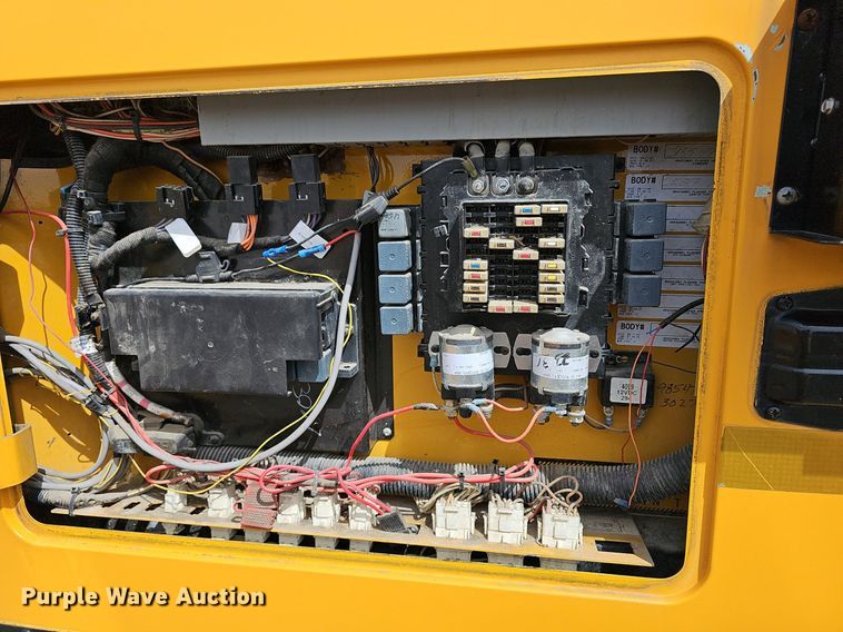 image for item DM1637 2005 IC CE300 school bus