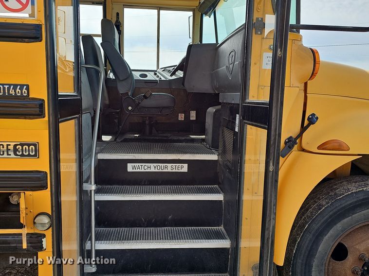 image for item DM1637 2005 IC CE300 school bus