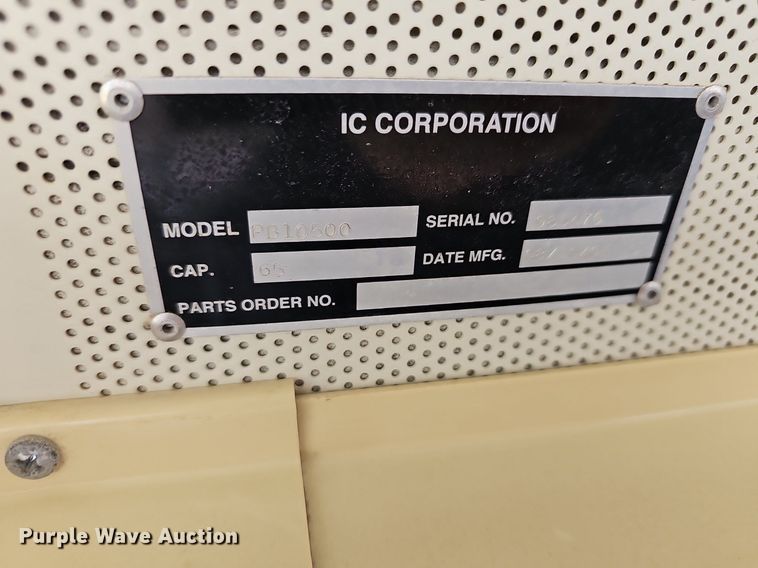 image for item DM1637 2005 IC CE300 school bus