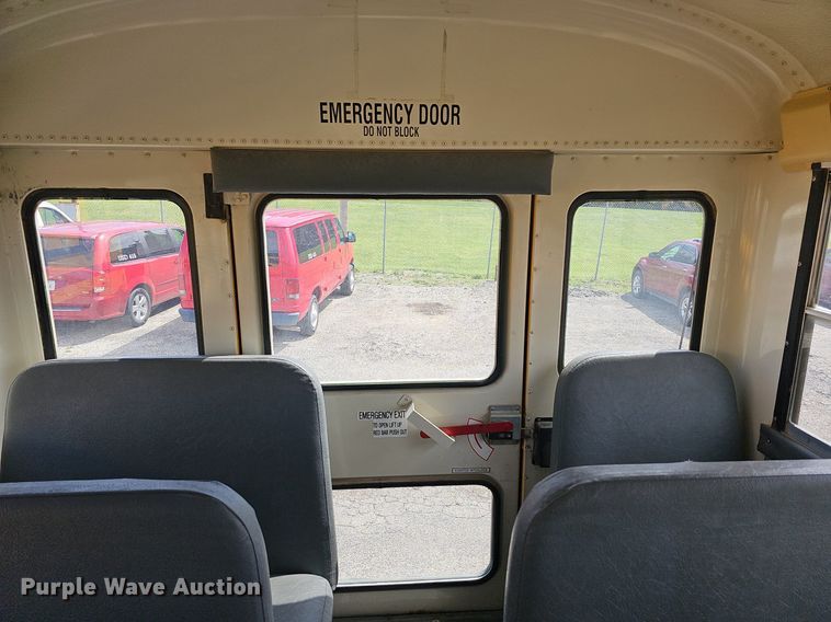 image for item DM1637 2005 IC CE300 school bus