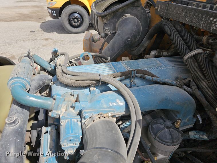 image for item DM1637 2005 IC CE300 school bus