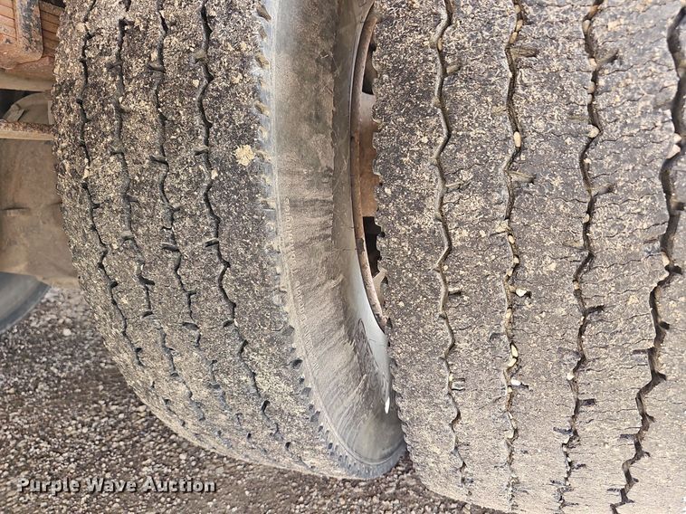 image for item DM1637 2005 IC CE300 school bus