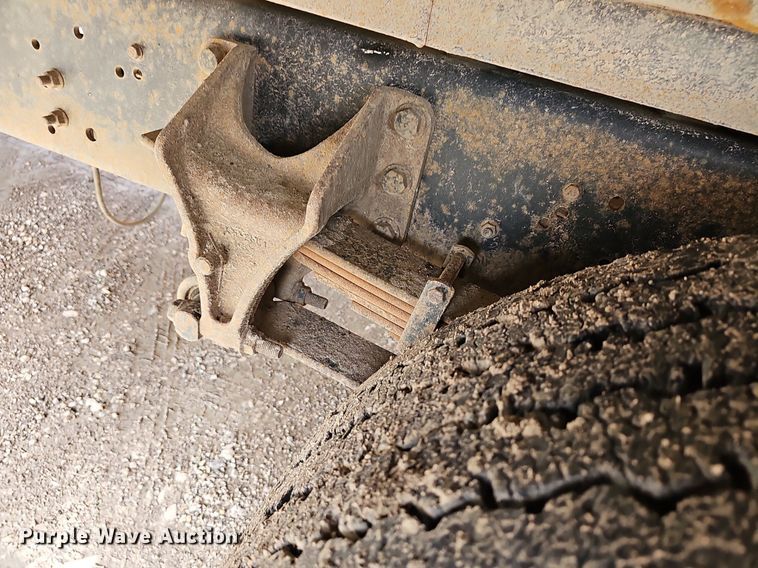 image for item DM1637 2005 IC CE300 school bus