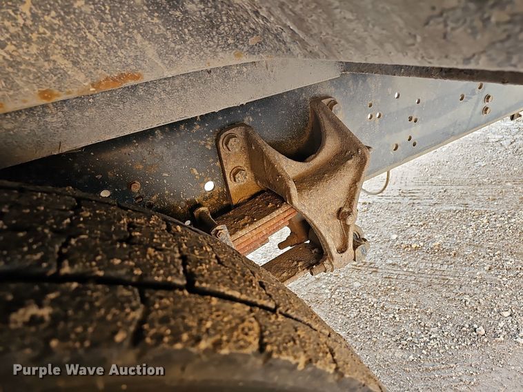 image for item DM1637 2005 IC CE300 school bus