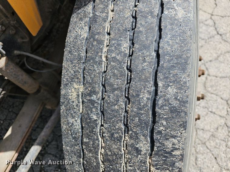 image for item DM1637 2005 IC CE300 school bus