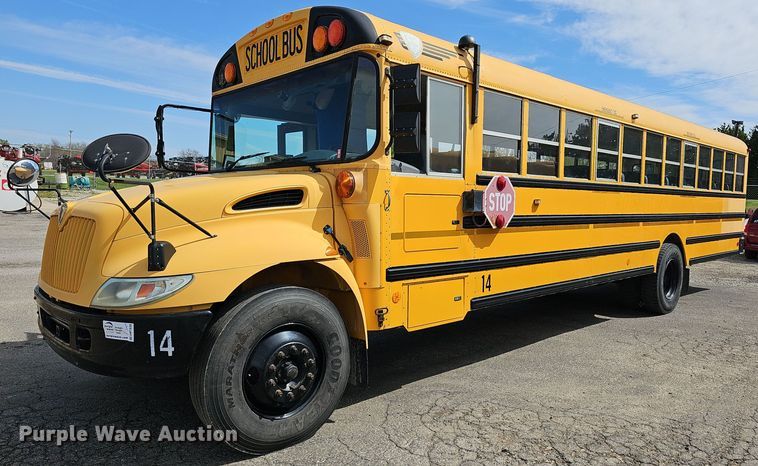 image for item DM1638 2005 IC CE300 school bus