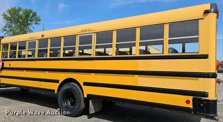 image for item DM1638 2005 IC CE300 school bus