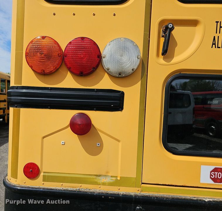 image for item DM1638 2005 IC CE300 school bus