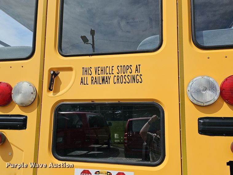 image for item DM1638 2005 IC CE300 school bus