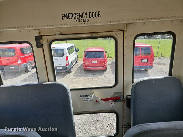 image for item DM1638 2005 IC CE300 school bus